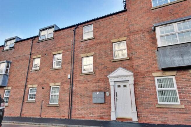 2 bed Flat for sale
