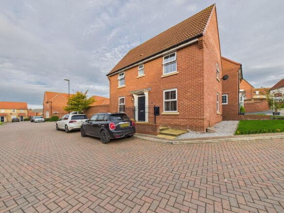 3 bed Detached for sale