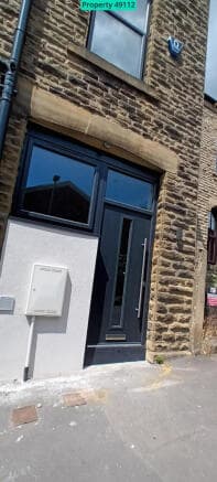 2 bed Semi-Detached to rent in batley