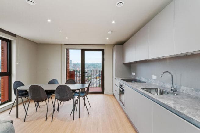 3 bed Apartment to rent
