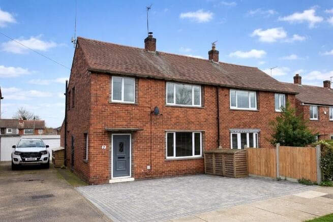 3 bed Semi-Detached for sale