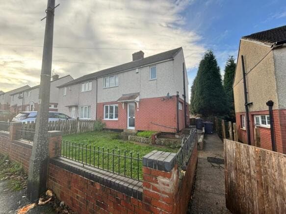 3 bed Semi-Detached to rent in barnsley
