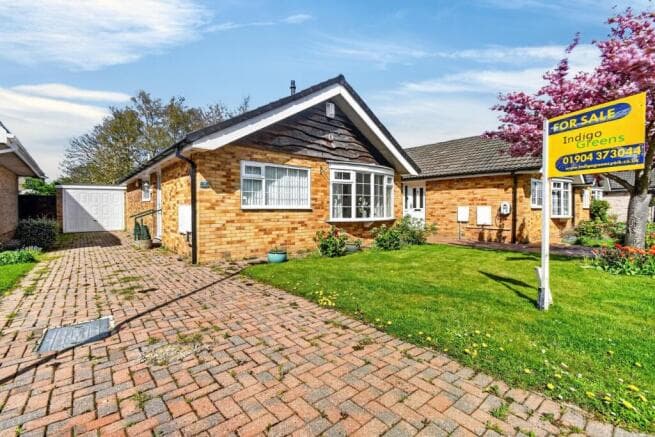 2 bed Bungalow for sale