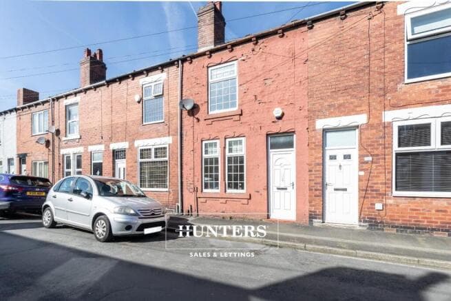 2 bed Terraced for sale in castleford