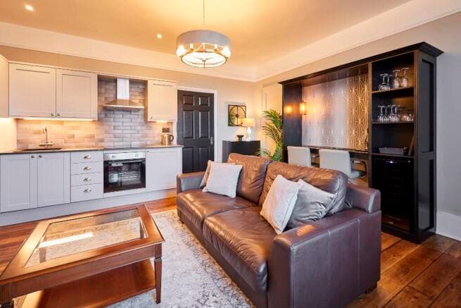 1 bed Ground Flat for sale