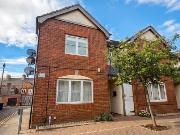 2 bed Apartment for sale in redcar