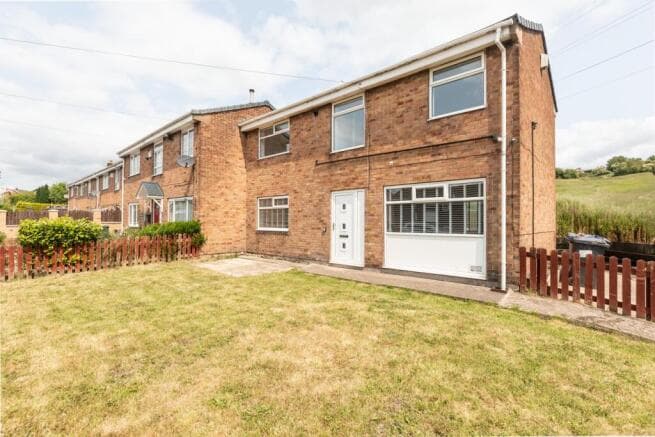 3 bed Semi-Detached to rent in barnsley
