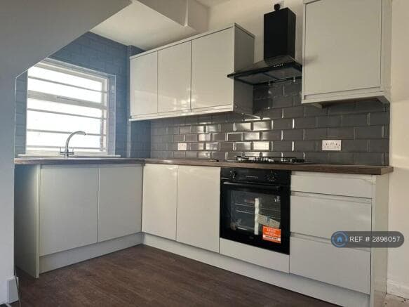 1 bed Terraced to rent in dewsbury