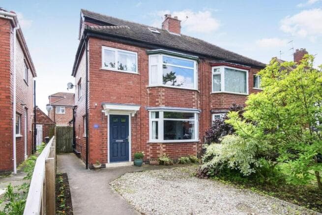 4 bed Semi-Detached for sale in york