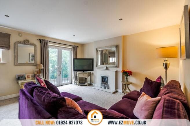 3 bed End of Terrace for sale in dewsbury
