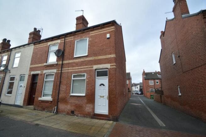 2 bed End of Terrace to rent in castleford