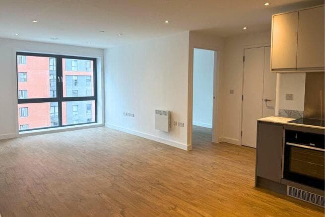 3 bed Apartment for sale in leeds