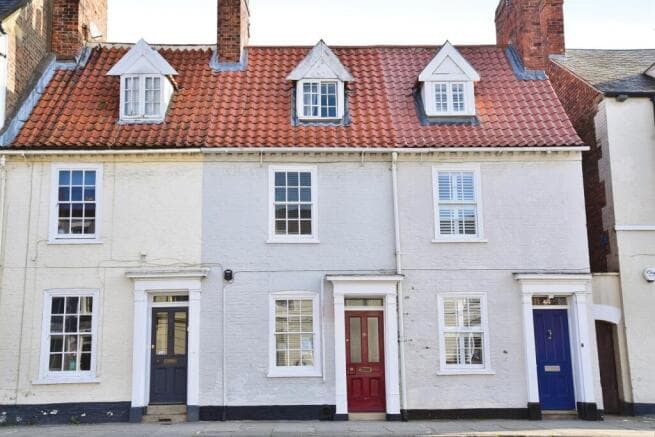 3 bed Terraced for sale