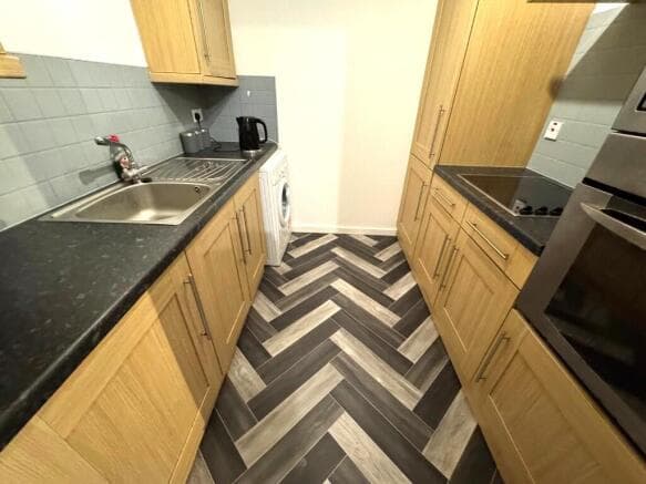 2 bed Ground Flat for sale in redcar