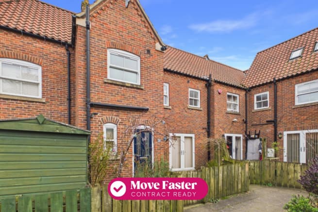 3 bed Terraced for sale