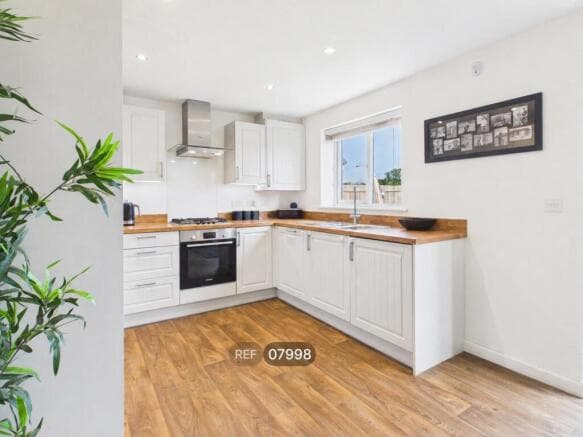 3 bed Semi-Detached to rent