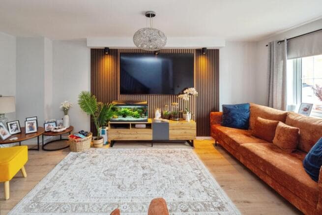 3 bed Terraced for sale