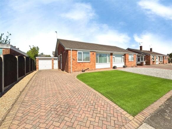 2 bed Bungalow for sale in doncaster