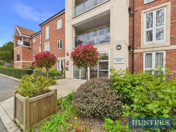 2 bed Apartment for sale