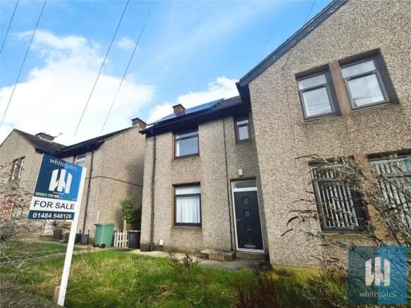 3 bed Semi-Detached for sale in huddersfield
