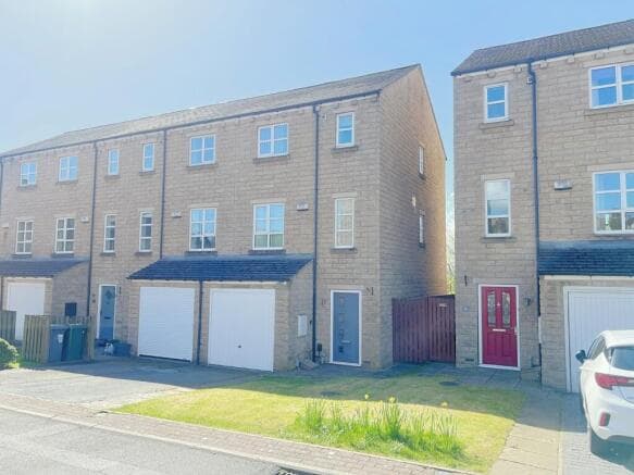 4 bed Terraced for sale