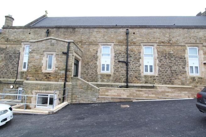 2 bed Apartment to rent