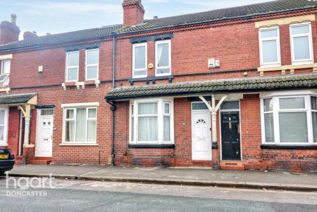2 bed Terraced for sale