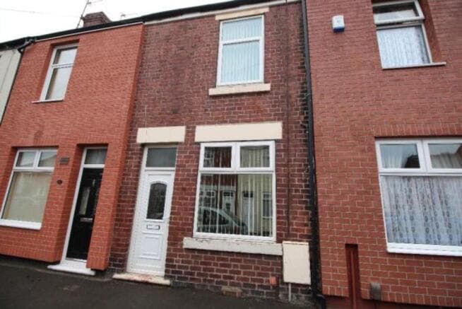 2 bed Terraced to rent in rotherham