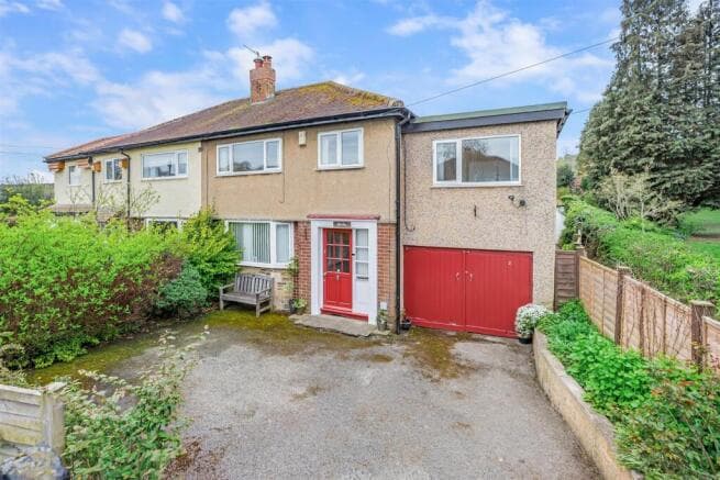 3 bed Semi-Detached for sale in leeds