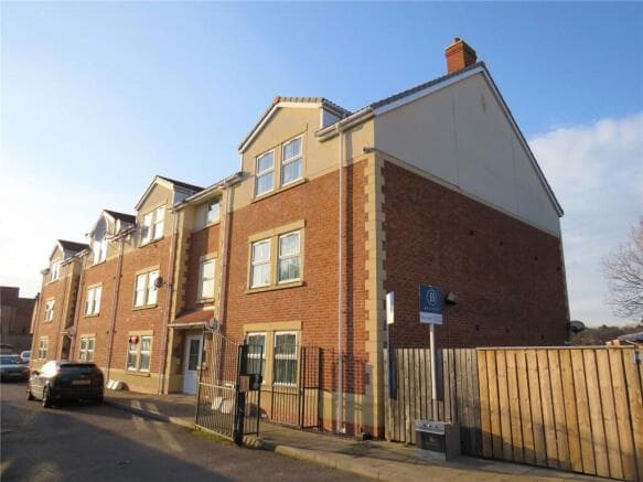 2 bed Flat for sale in middlesbrough