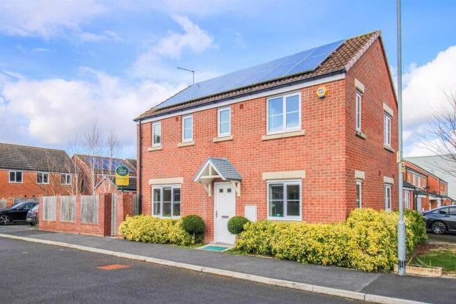 3 bed Detached for sale