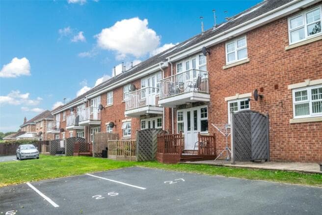 2 bed Apartment for sale in pudsey