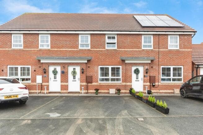 3 bed Terraced for sale in pontefract