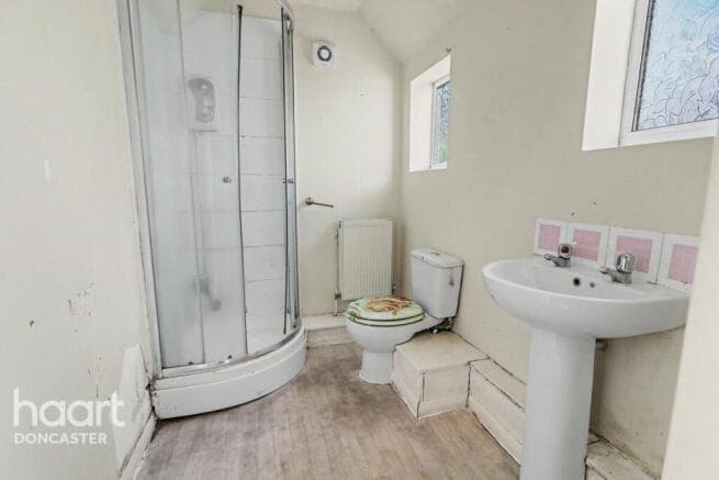 2 bed Semi-Detached for sale in doncaster