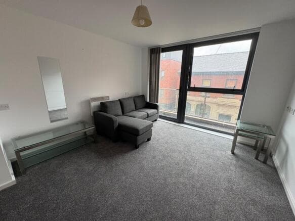 2 bed Flat to rent