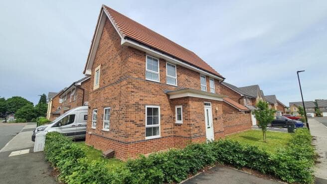 3 bed Detached to rent