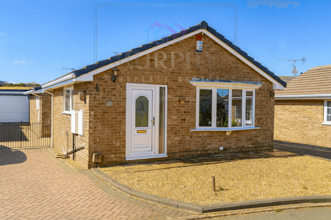 3 bed Bungalow for sale in pontefract