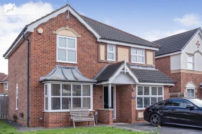 4 bed Detached for sale