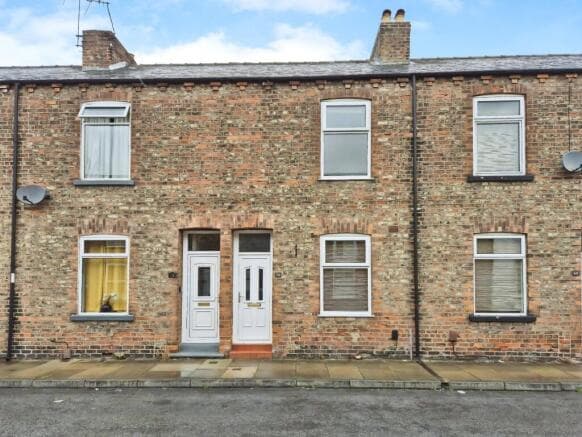 2 bed Terraced to rent in york