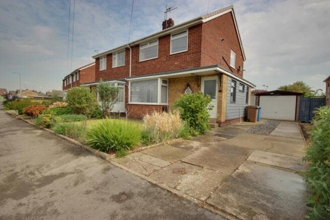 3 bed Semi-Detached for sale