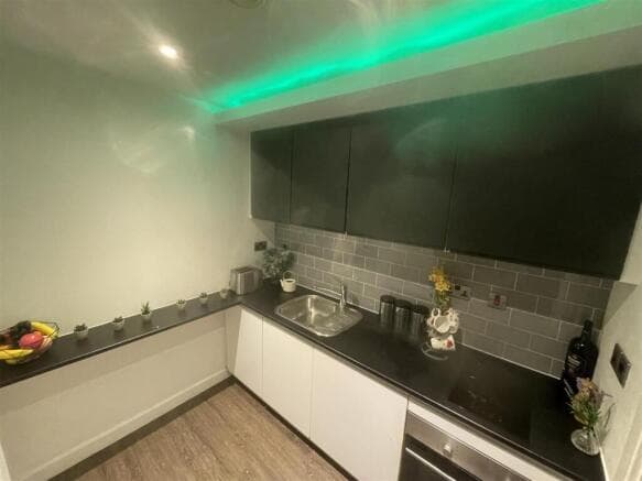 2 bed Apartment to rent