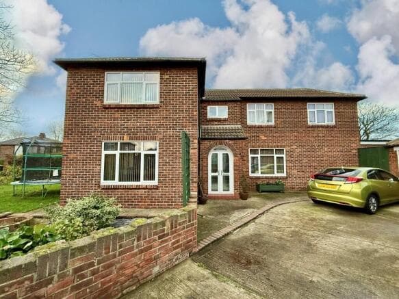 3 bed Detached for sale