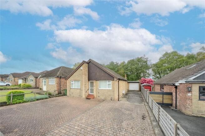 3 bed Bungalow for sale in leeds