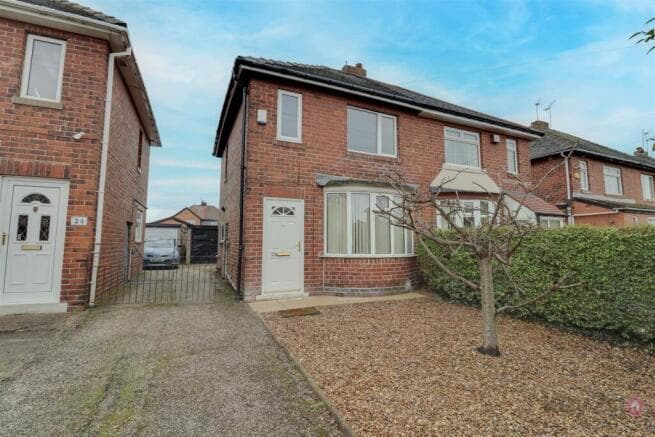 2 bed Semi-Detached to rent