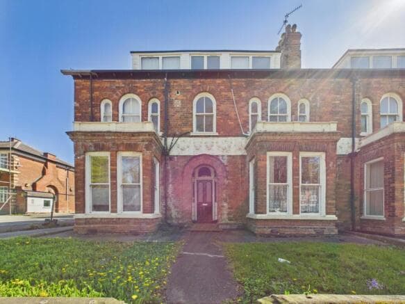 7 bed Flat for sale in hull