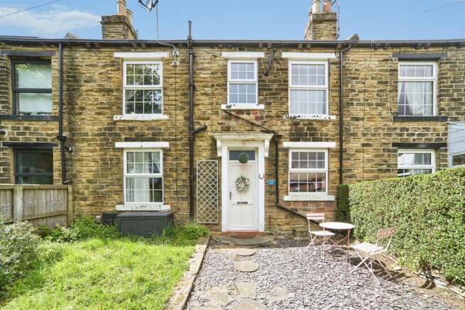 2 bed Terraced for sale in pudsey