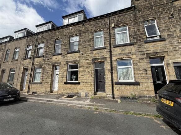 2 bed Terraced for sale in keighley