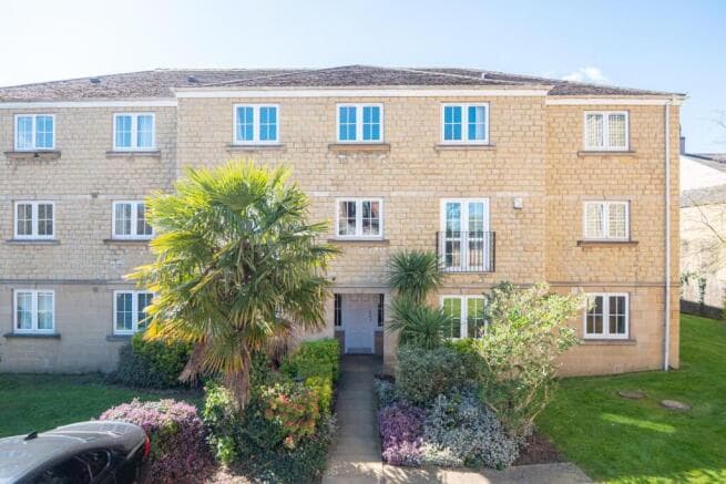 2 bed Apartment for sale in pudsey
