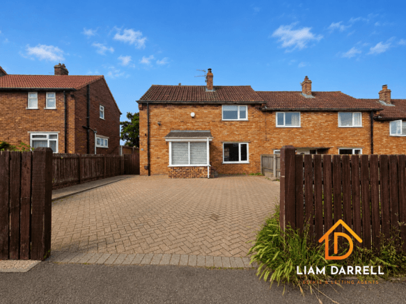 3 bed End of Terrace for sale in scarborough