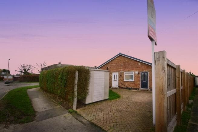 2 bed Semi-Detached Bungalow for sale in york